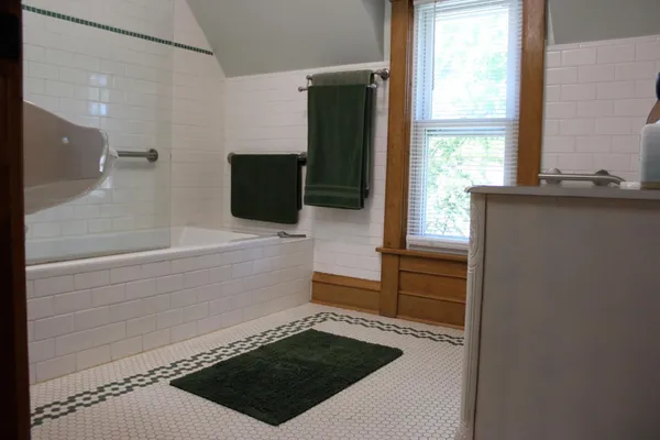 $395,000 | 221 Main Street North, Sauk Centre, MN 56378