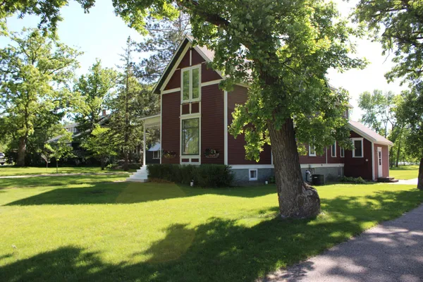 $395,000 | 221 Main Street North, Sauk Centre, MN 56378