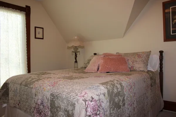 $395,000 | 221 Main Street North, Sauk Centre, MN 56378