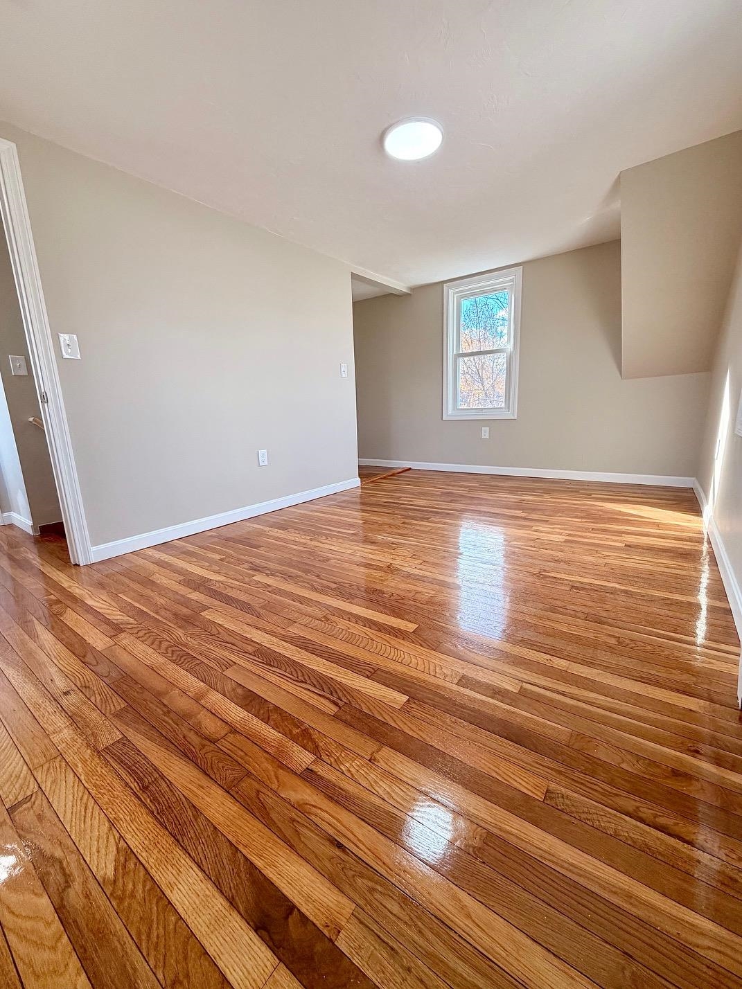 57 Washington Street Seabrook, NH 03874 - Photo 16 of 35