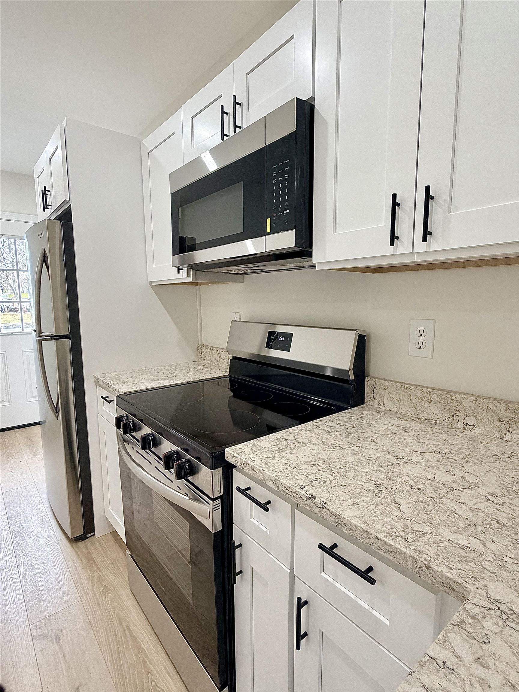 57 Washington Street Seabrook, NH 03874 - Photo 20 of 35