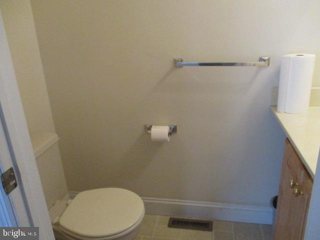 5 Fallowfield Circle Reading, PA 19607 - Photo 8 of 20 powder room