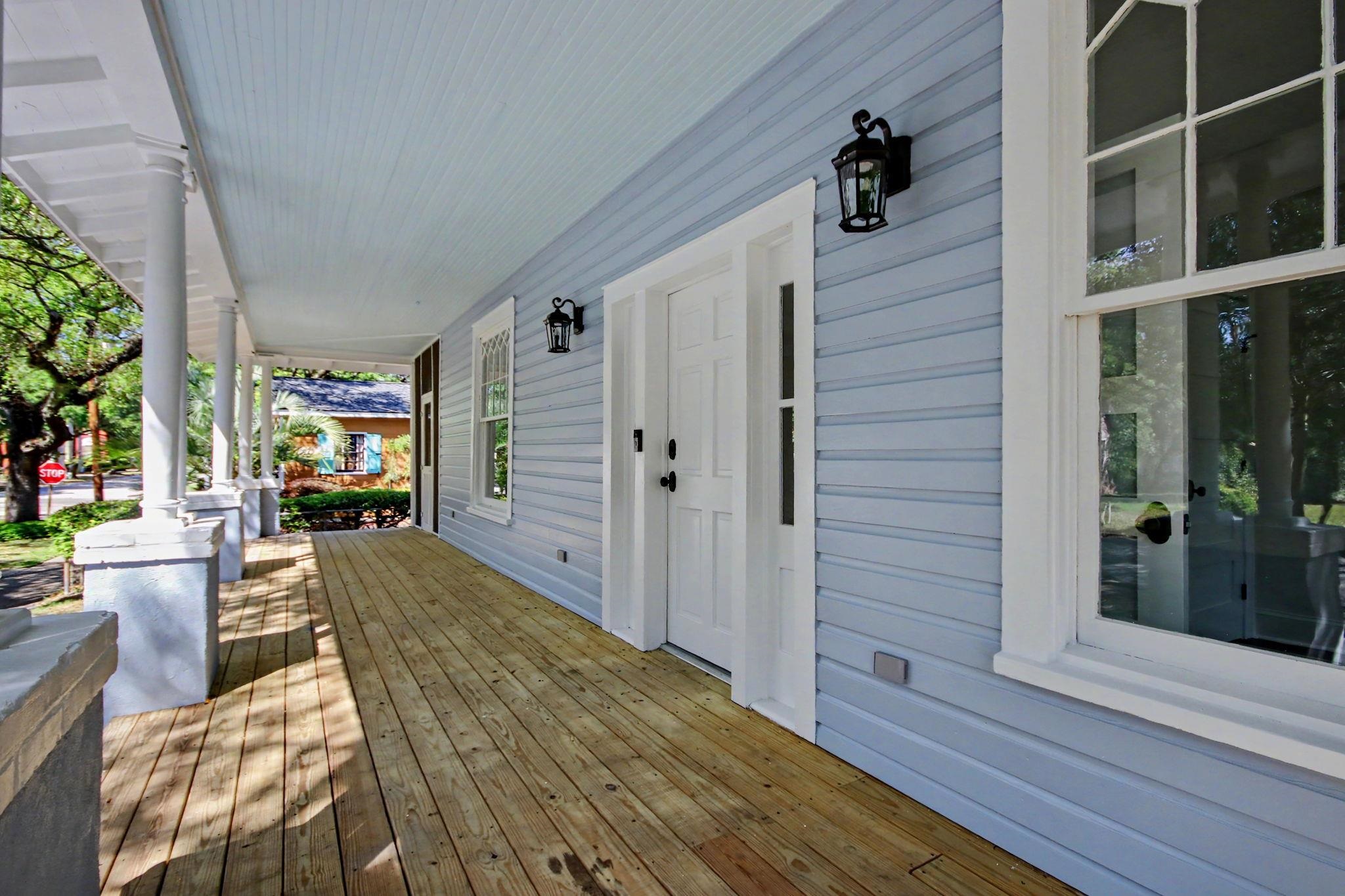 128 Wood Street Georgetown, SC 29440 - Photo 3 of 53
