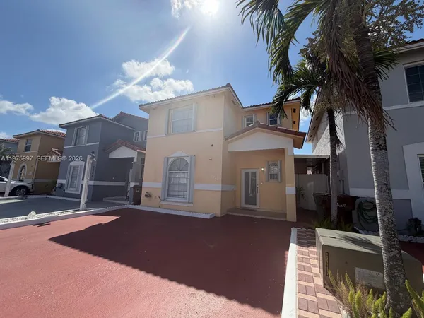 $3,000 | 7211 West 24th Avenue, Unit 2370, Hialeah, FL 33016