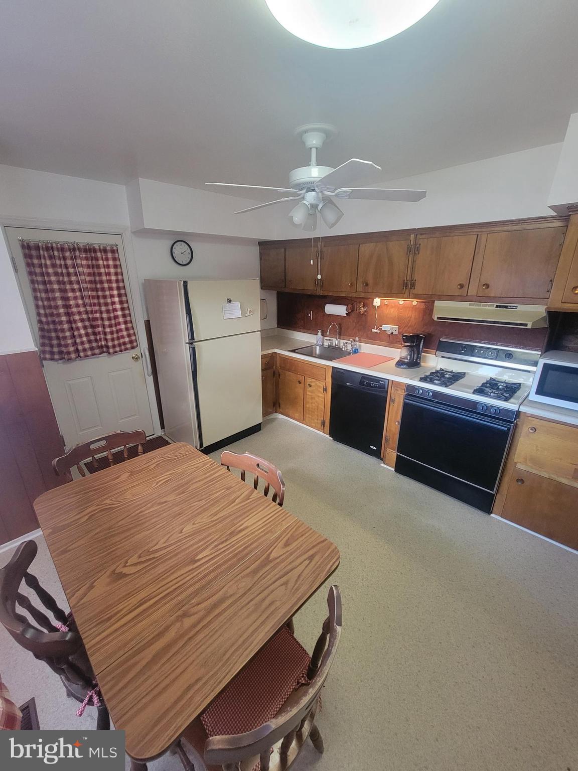 216 Kenmark Road Newark, DE 19713 - Photo 4 of 21 Kitchen