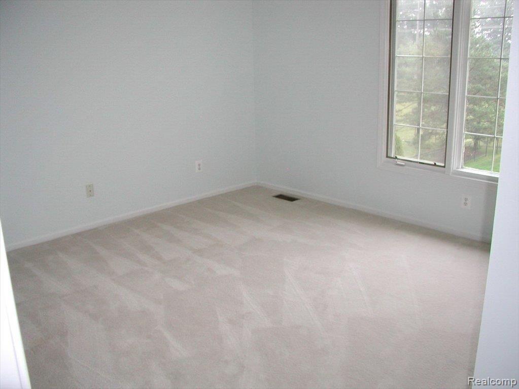 2905 Baytree Court Rochester, MI 48306 - Photo 20 of 25 Bedroom 4