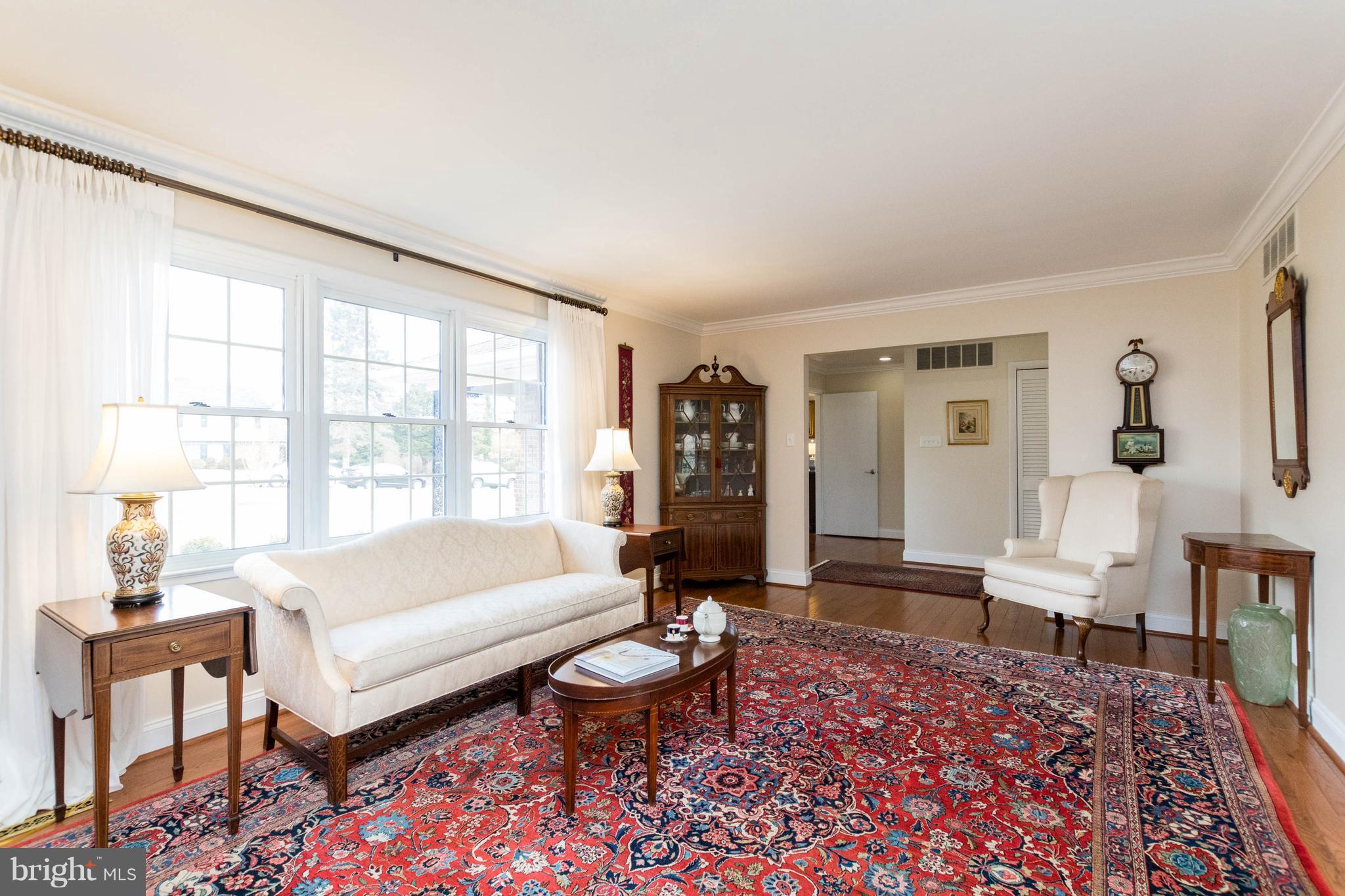 1504 Sherbrook Road Lutherville-Timonium, MD 21093 - Photo 10 of 30 Spacious and sunny rooms