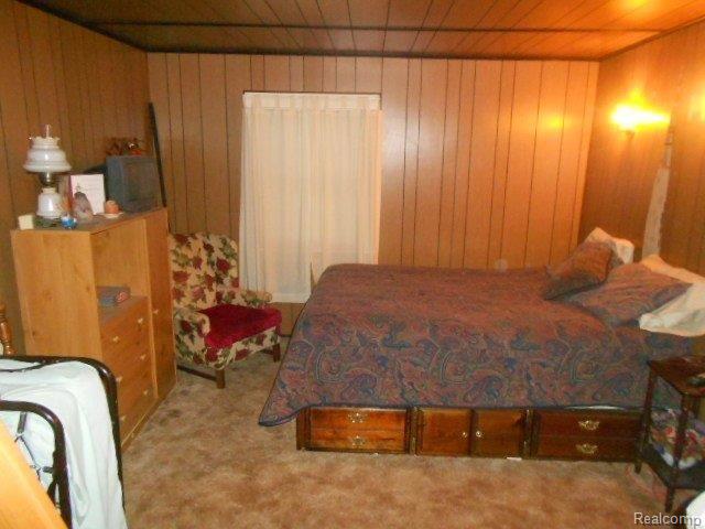 7380 Woodland Road Lexington, MI 48450 - Photo 5 of 8 Entry LV BR