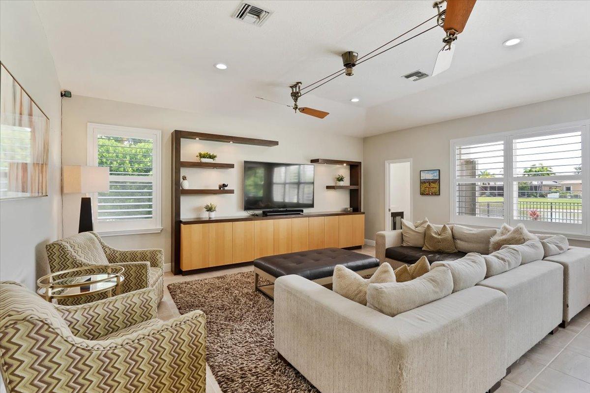 21588 Halstead Drive Boca Raton, FL 33428 - Photo 25 of 77 26-21588 Halstead Dr-33428-26