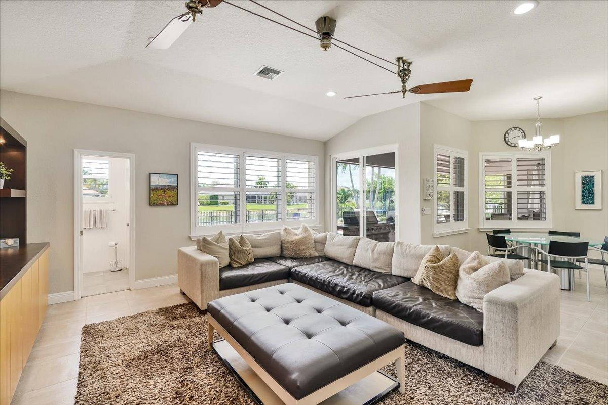 21588 Halstead Drive Boca Raton, FL 33428 - Photo 27 of 77 28-21588 Halstead Dr-33428-28