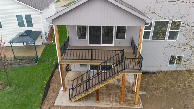 $615,000 | 1128 Southwest Whitby Drive, Lee's Summit, MO 64083