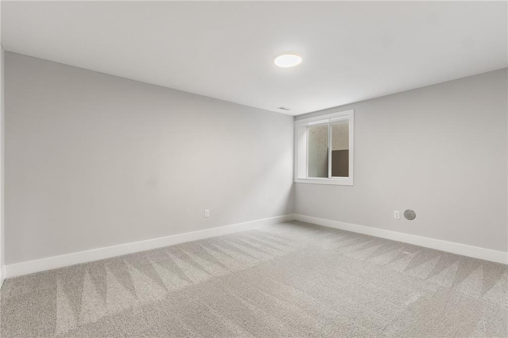 1128 Southwest Whitby Drive Lee's Summit, MO 64083 - Photo 26 of 32