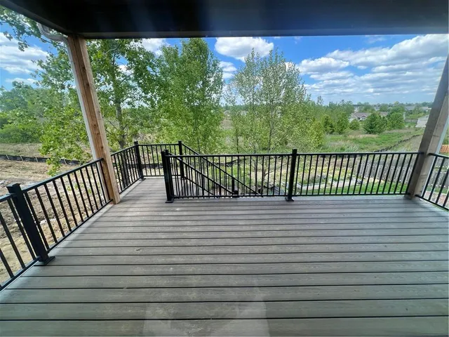 $615,000 | 1128 Southwest Whitby Drive, Lee's Summit, MO 64083