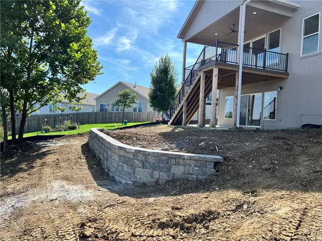 $615,000 | 1128 Southwest Whitby Drive, Lee's Summit, MO 64083