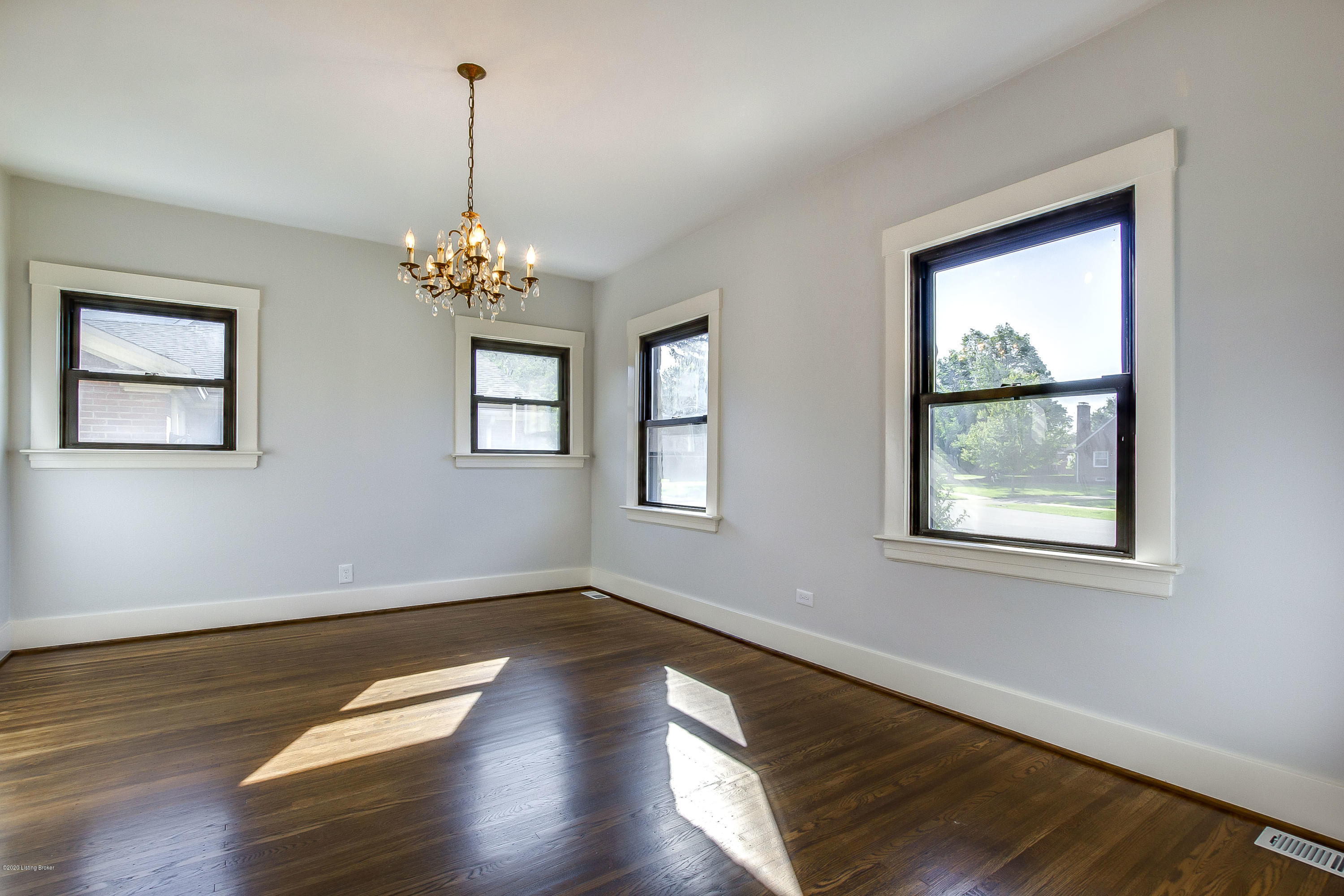 2321 Manchester Road Louisville, KY 40205 - Photo 13 of 64 2321_ManchesterRoad_40205_510