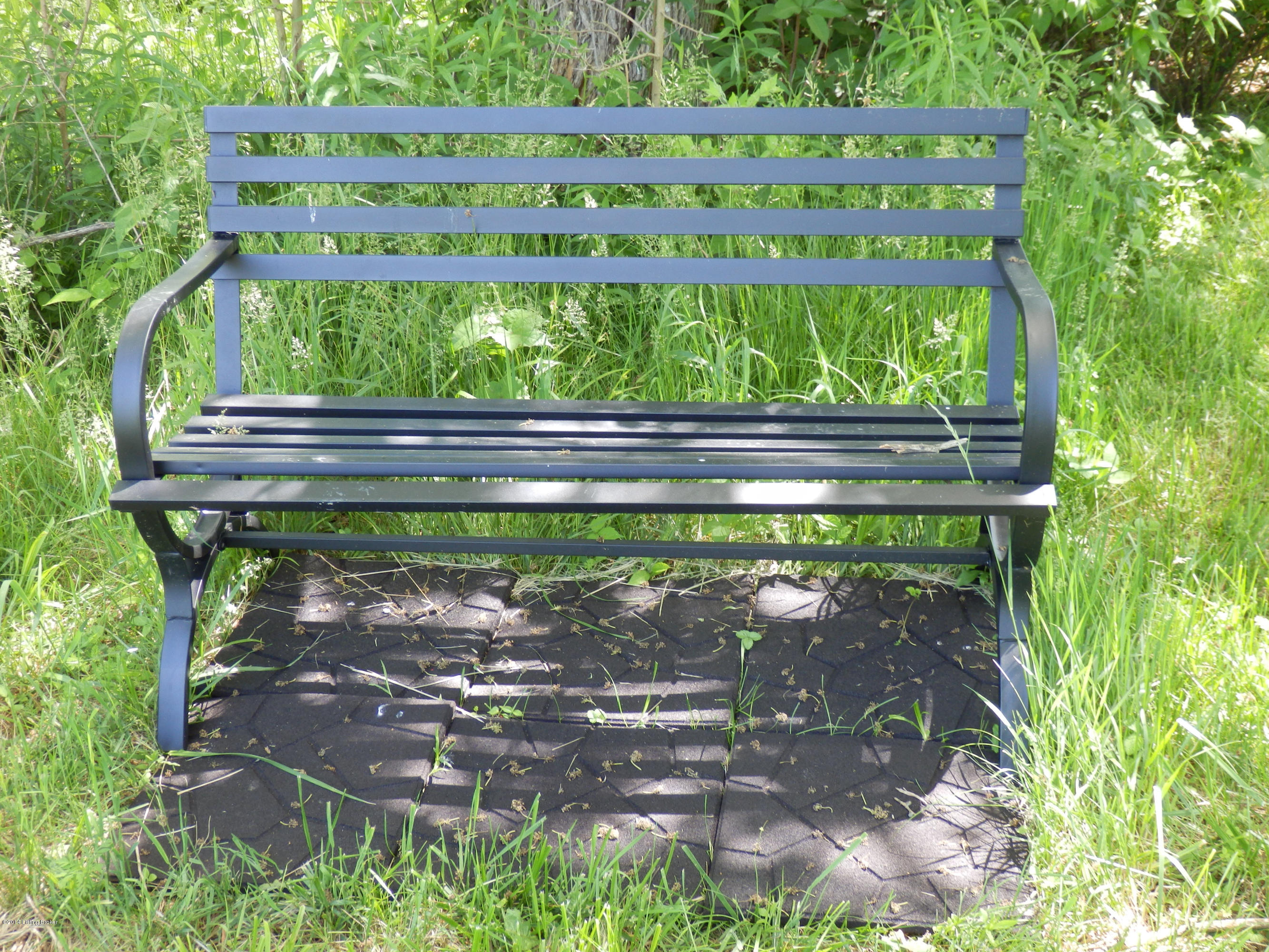 1304 Lake Road Campbellsburg, KY 40011 - Photo 30 of 32 1304 Lake Rd_45_Park Bench