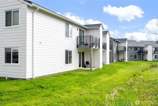 $345,000 | 4255 Wintergreen Circle, Unit 172, Bellingham, WA 98226