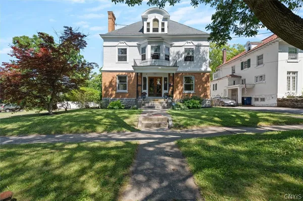 $445,000 | 307 Summit Avenue, Syracuse, NY 13207