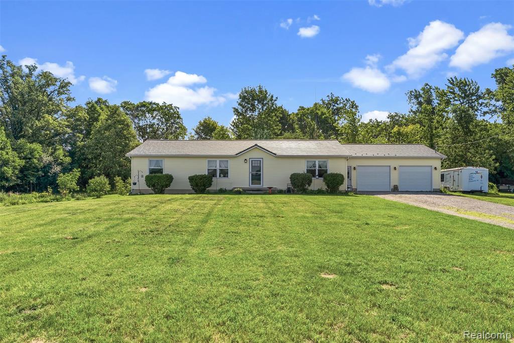 13325 Beyer Road Birch Run, MI 48415 - Photo 3 of 46 Gallery Image 3