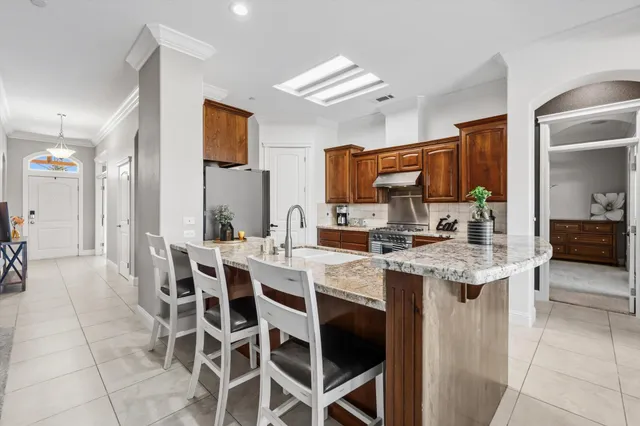 $630,000 | 654 Rogue River Way, Redding, CA 96003