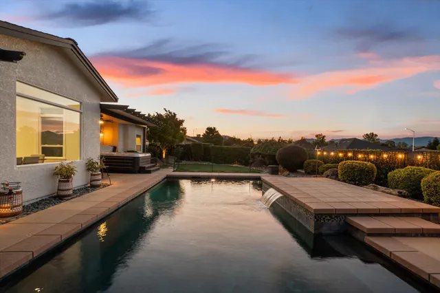 $630,000 | 654 Rogue River Way, Redding, CA 96003