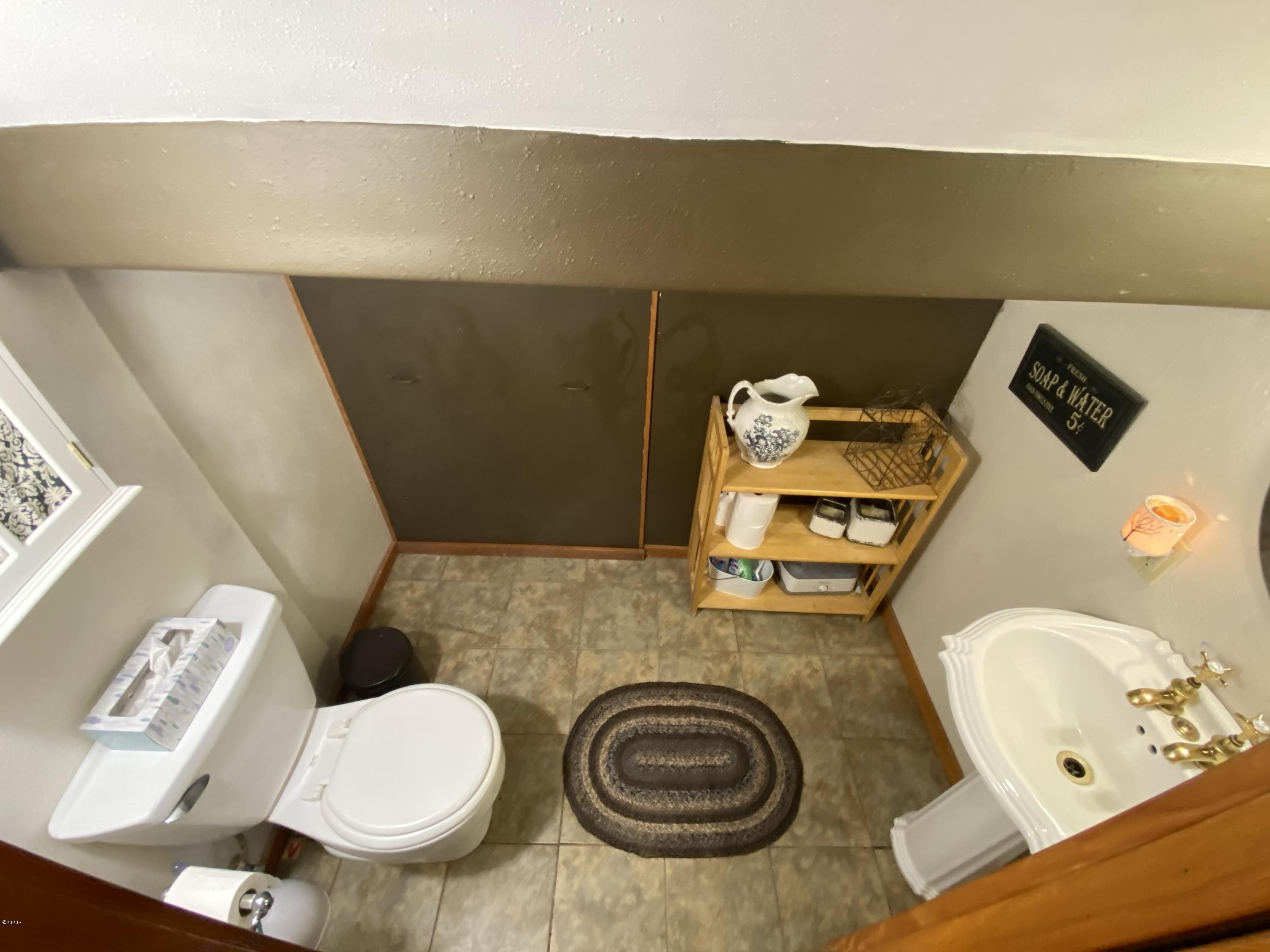 9490 Slab Creek Road Neskowin, OR 97149 - Photo 9 of 22 1/2 bath