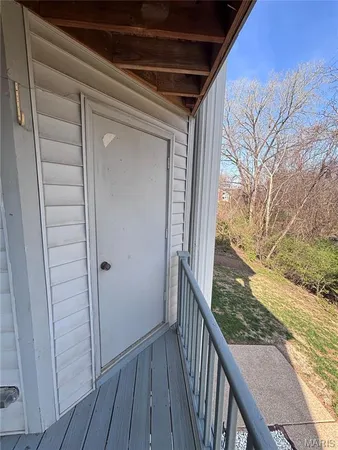 $1,350 | 7519 Triwoods Drive, Unit F, St. Louis, MO 63119