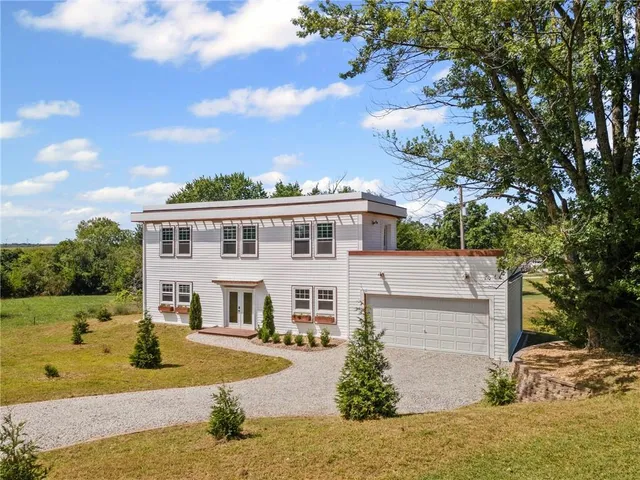 $224,900 | 1005 Sycamore Drive, Maysville, MO 64469