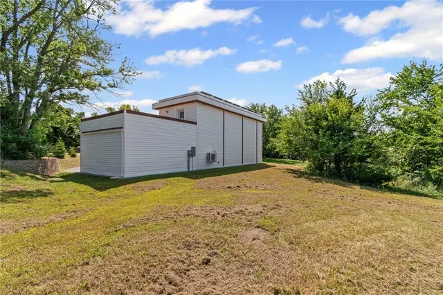 $224,900 | 1005 Sycamore Drive, Maysville, MO 64469