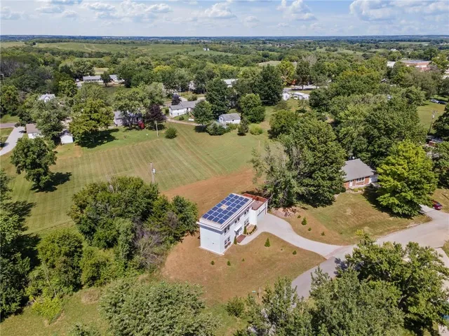 $224,900 | 1005 Sycamore Drive, Maysville, MO 64469