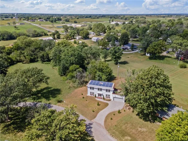 $224,900 | 1005 Sycamore Drive, Maysville, MO 64469