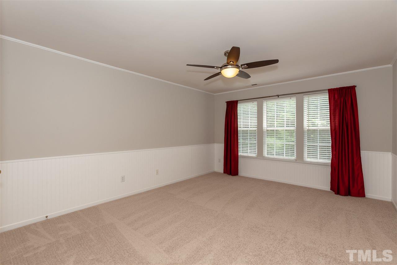 7331 Brandon Allen Avenue Raleigh, NC 27613 - Photo 15 of 25 Extra-large bedroom with great closet space.