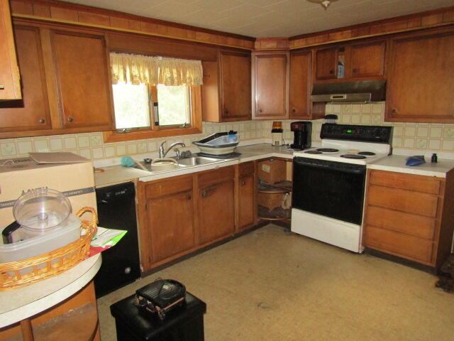 6 Hussey Road Albion, ME 04910 - Photo 2 of 19 IMG_8243