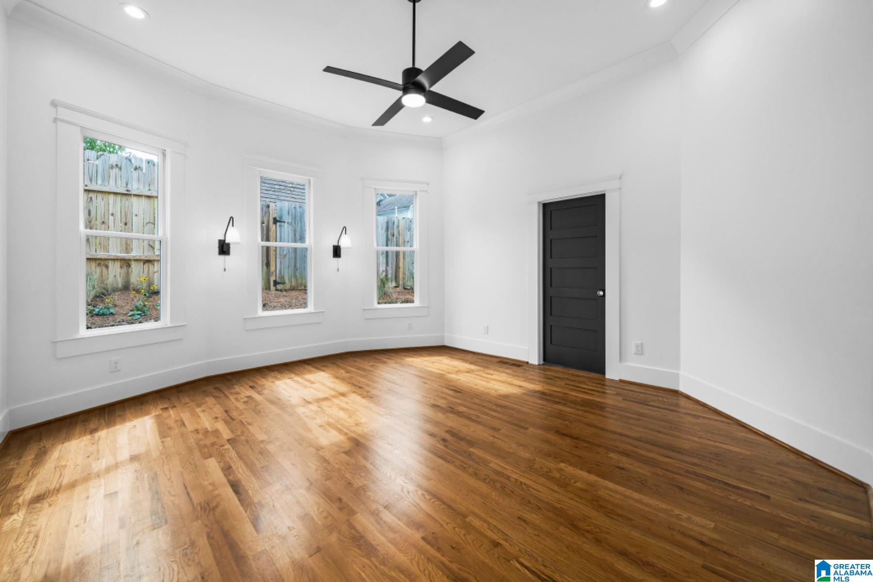 627 39th Street South Birmingham, AL 35222 - Photo 15 of 40