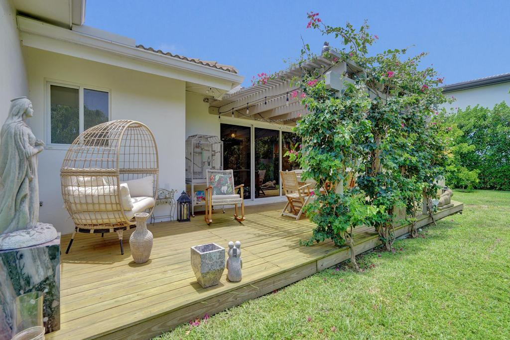 5 Gatehouse Road Sea Ranch Lakes, FL 33308 - Photo 55 of 82 DSC00847