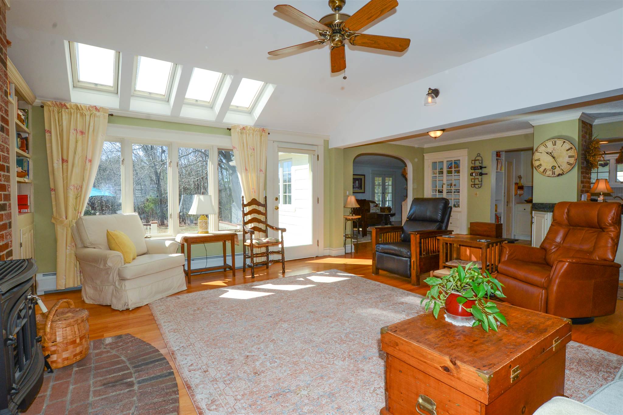 191 High Street Hampton, NH 03842 - Photo 5 of 39 Gallery Image 5
