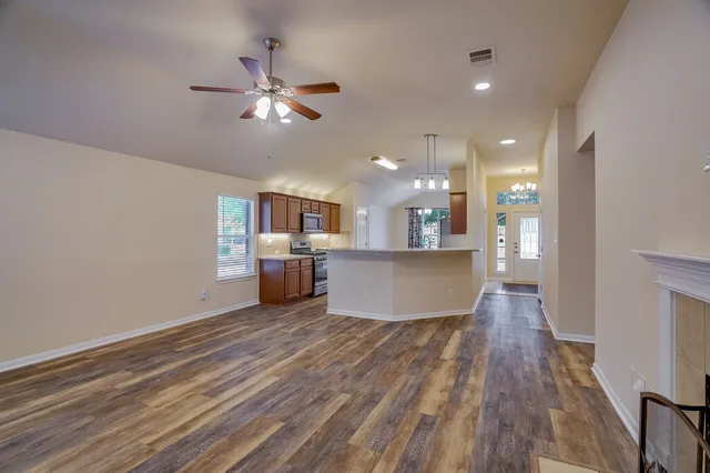 $2,150 | 4332 Hidden Park Drive, Pflugerville, TX 78660