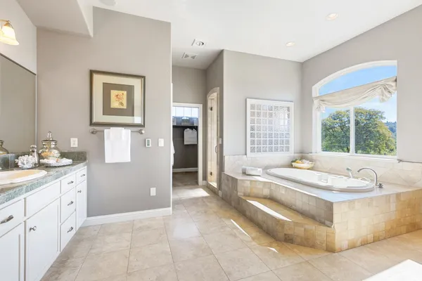 $1,599,000 | 18687 Rosemary Lane, Grass Valley, CA 95949