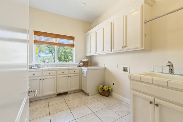 $1,599,000 | 18687 Rosemary Lane, Grass Valley, CA 95949
