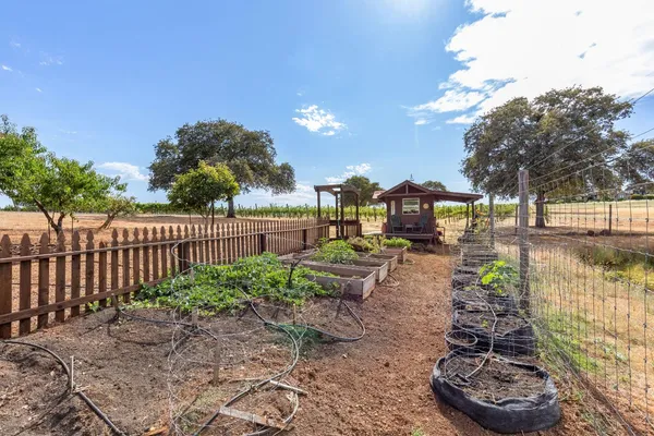 $1,599,000 | 18687 Rosemary Lane, Grass Valley, CA 95949