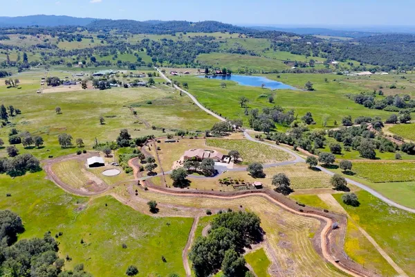 $1,599,000 | 18687 Rosemary Lane, Grass Valley, CA 95949