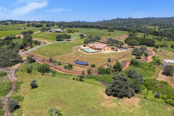 $1,599,000 | 18687 Rosemary Lane, Grass Valley, CA 95949