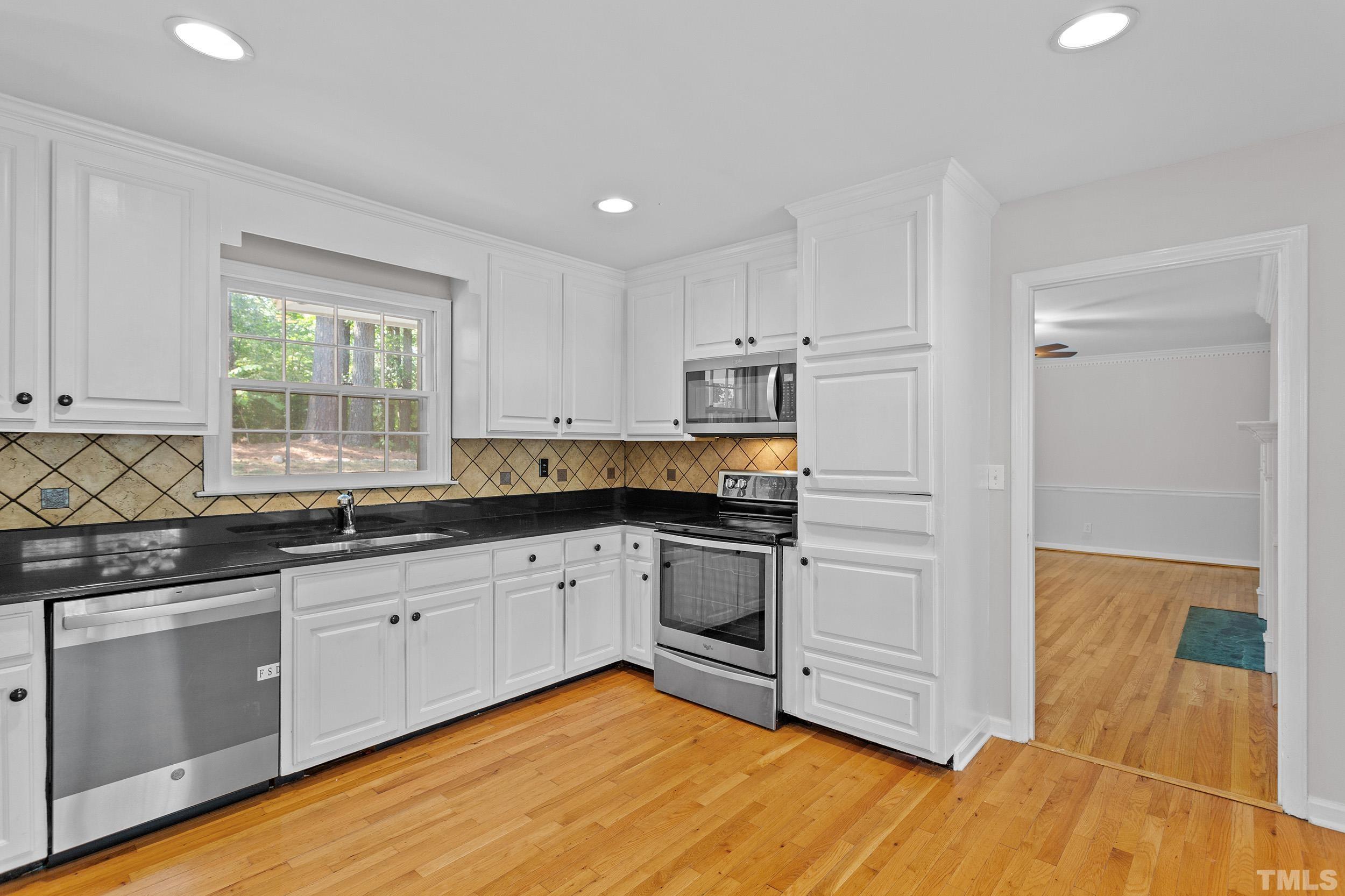 4017 Spruce Drive Raleigh, NC 27612 - Photo 25 of 36