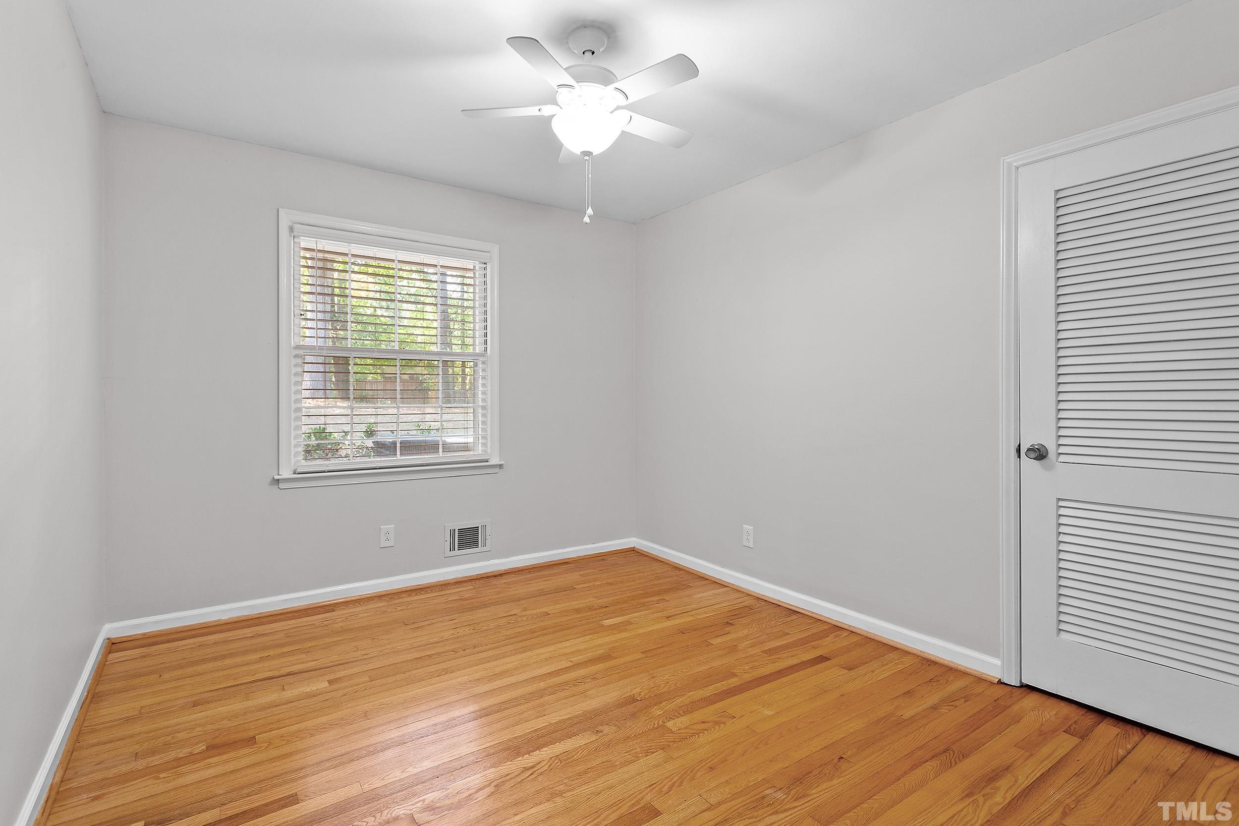 4017 Spruce Drive Raleigh, NC 27612 - Photo 29 of 36