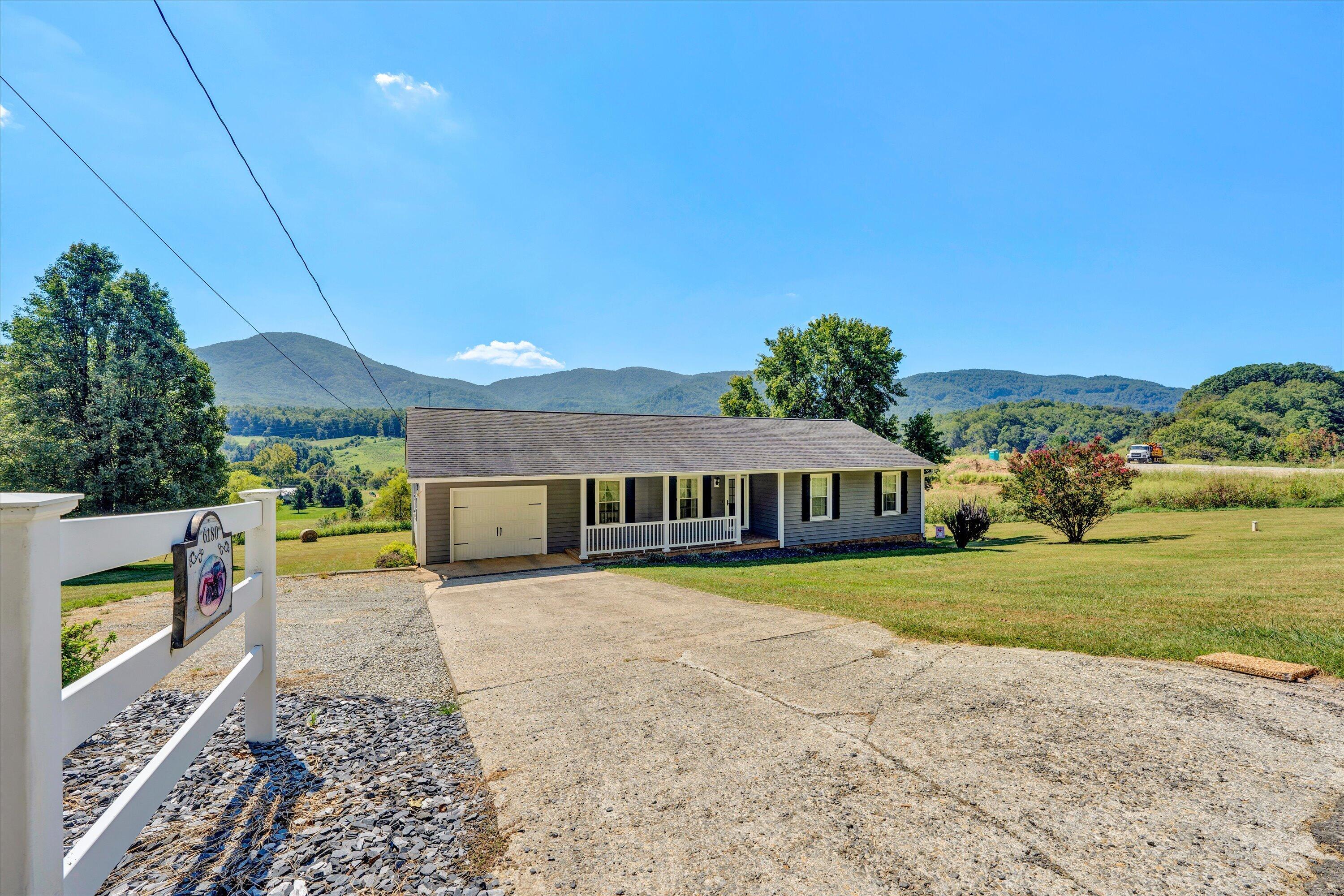 6180 Poage Valley Road Roanoke, VA 24018 - Photo 45 of 46 45-DSC01305