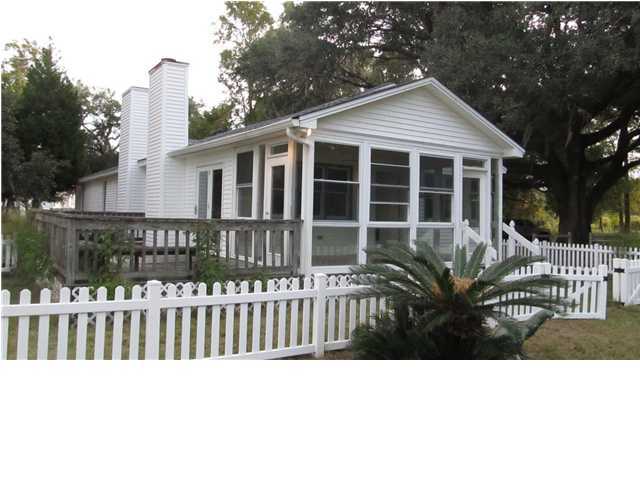 4667 Summit Plantation Road Hollywood, SC 29449 - Photo 1 of 4 Primary Photo