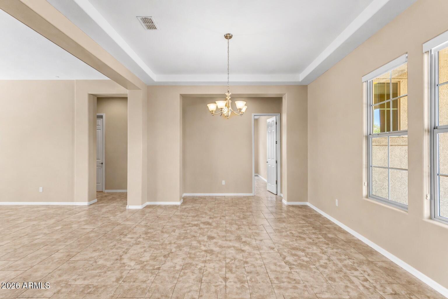 2827 East Muirfield Street Gilbert, AZ 85298 - Photo 25 of 54 FR into hallway