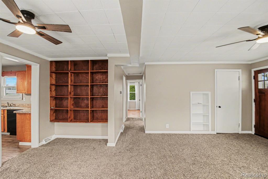 5330 East Vienna Road Clio, MI 48420 - Photo 5 of 27