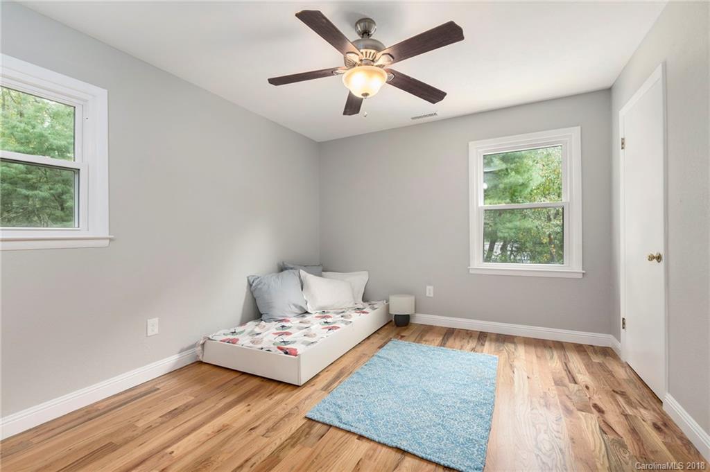 110 Lovers Loop Road Asheville, NC 28803 - Photo 14 of 26 Gallery Image 14