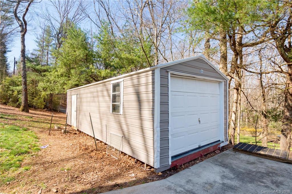 110 Lovers Loop Road Asheville, NC 28803 - Photo 4 of 26 Gallery Image 4